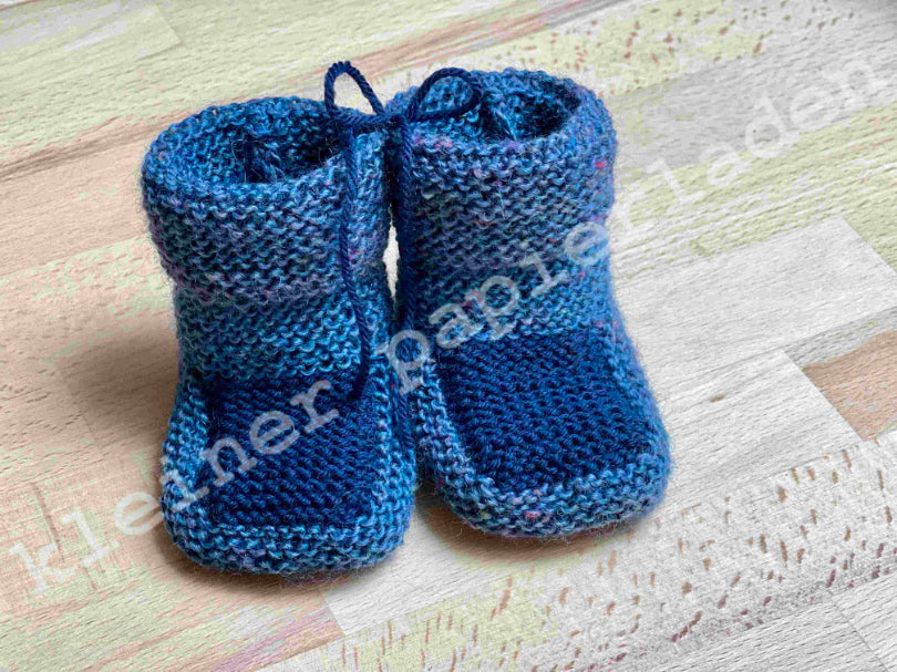 Babyschuhe + Glückwunschkarte