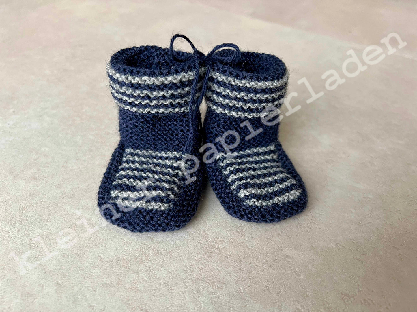 Babyschuhe + Glückwunschkarte