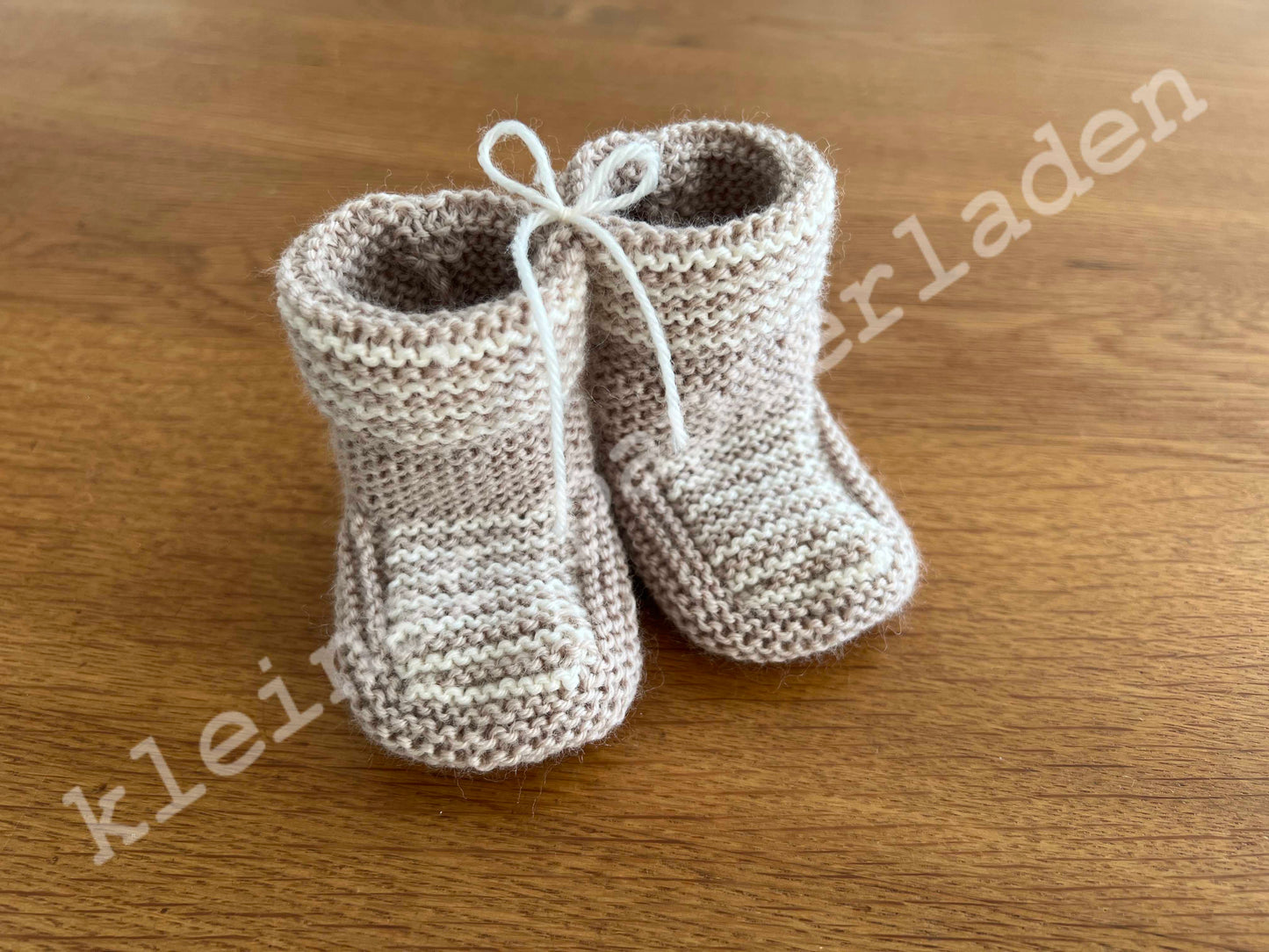 Babyschuhe + Glückwunschkarte